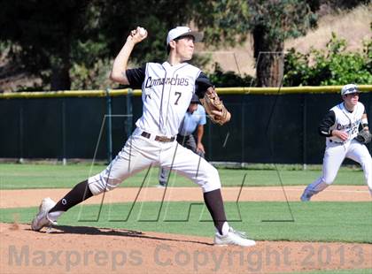 Thumbnail 2 in Esperanza vs. Canyon photogallery.