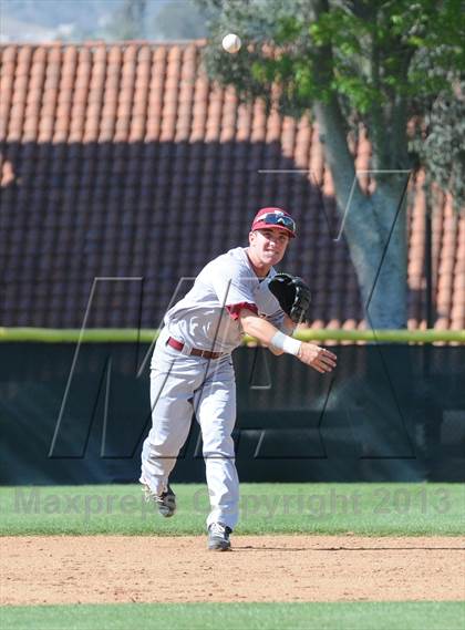 Thumbnail 2 in Esperanza vs. Canyon photogallery.