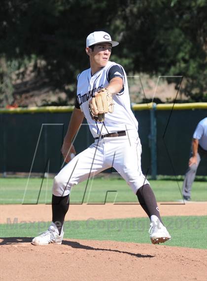 Thumbnail 3 in Esperanza vs. Canyon photogallery.