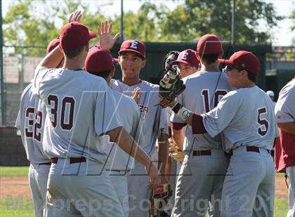 Thumbnail 1 in Esperanza vs. Canyon photogallery.