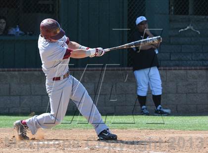 Thumbnail 1 in Esperanza vs. Canyon photogallery.