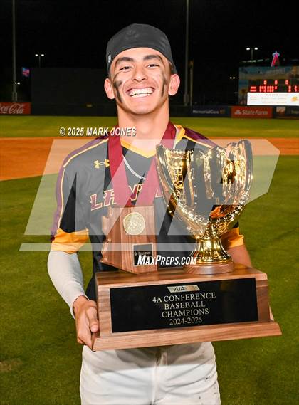 Thumbnail 1 in Salpointe Catholic vs. Flagstaff (AIA 4A Final - Awards) photogallery.
