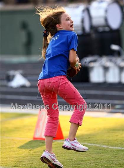 Thumbnail 3 in Winnsboro @ Grace Community photogallery.