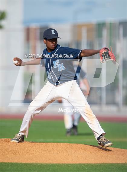 Thumbnail 2 in Jefferson vs. Eagle Academy (PSAL Section 12 A Round 1) photogallery.