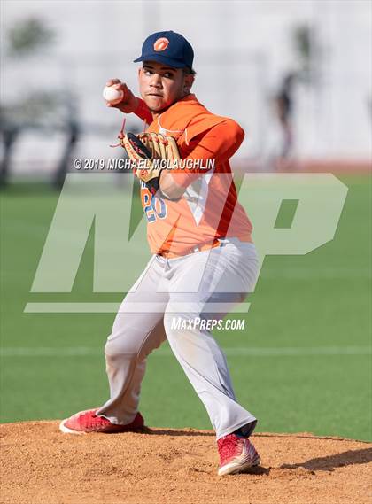 Thumbnail 1 in Jefferson vs. Eagle Academy (PSAL Section 12 A Round 1) photogallery.