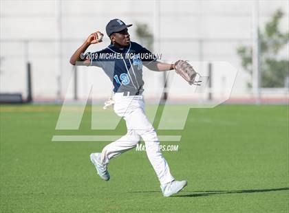 Thumbnail 1 in Jefferson vs. Eagle Academy (PSAL Section 12 A Round 1) photogallery.