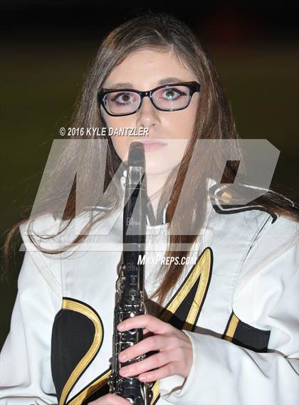 Thumbnail 2 in Winona vs. Whitewright (UIL 3A Division 2 Region 2 Semifinal) photogallery.