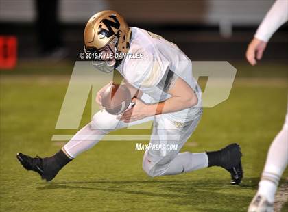 Thumbnail 1 in Winona vs. Whitewright (UIL 3A Division 2 Region 2 Semifinal) photogallery.