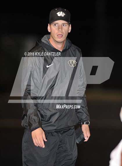 Thumbnail 1 in Winona vs. Whitewright (UIL 3A Division 2 Region 2 Semifinal) photogallery.