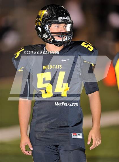 Thumbnail 3 in Winona vs. Whitewright (UIL 3A Division 2 Region 2 Semifinal) photogallery.