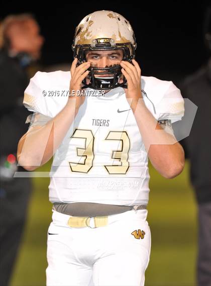 Thumbnail 3 in Winona vs. Whitewright (UIL 3A Division 2 Region 2 Semifinal) photogallery.