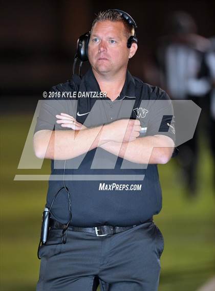 Thumbnail 1 in Winona vs. Whitewright (UIL 3A Division 2 Region 2 Semifinal) photogallery.