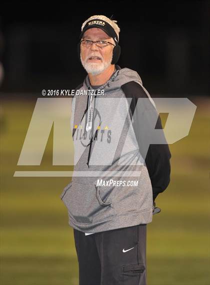 Thumbnail 2 in Winona vs. Whitewright (UIL 3A Division 2 Region 2 Semifinal) photogallery.