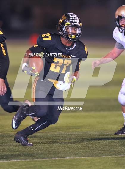 Thumbnail 2 in Winona vs. Whitewright (UIL 3A Division 2 Region 2 Semifinal) photogallery.