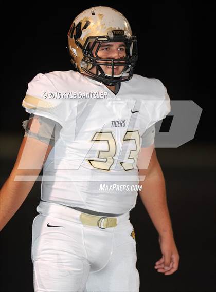 Thumbnail 3 in Winona vs. Whitewright (UIL 3A Division 2 Region 2 Semifinal) photogallery.