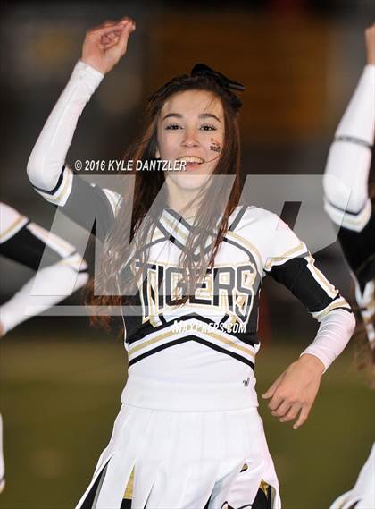 Thumbnail 2 in Winona vs. Whitewright (UIL 3A Division 2 Region 2 Semifinal) photogallery.