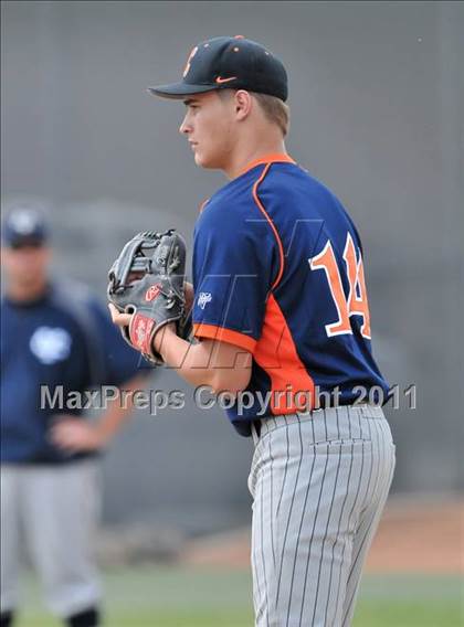 Thumbnail 3 in Valley Christian vs. Cypress (Hard 9 National Classic) photogallery.