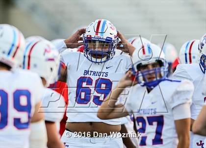Thumbnail 1 in John Curtis Christian vs. West Monroe (Battle on the Border) photogallery.