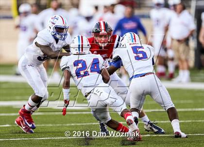 Thumbnail 3 in John Curtis Christian vs. West Monroe (Battle on the Border) photogallery.