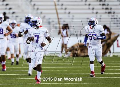 Thumbnail 1 in John Curtis Christian vs. West Monroe (Battle on the Border) photogallery.