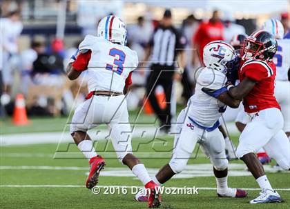 Thumbnail 1 in John Curtis Christian vs. West Monroe (Battle on the Border) photogallery.