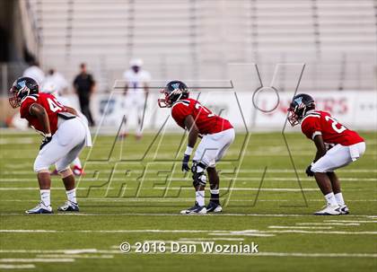 Thumbnail 1 in John Curtis Christian vs. West Monroe (Battle on the Border) photogallery.