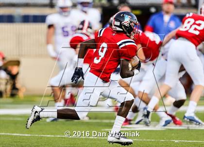 Thumbnail 2 in John Curtis Christian vs. West Monroe (Battle on the Border) photogallery.