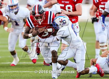Thumbnail 2 in John Curtis Christian vs. West Monroe (Battle on the Border) photogallery.