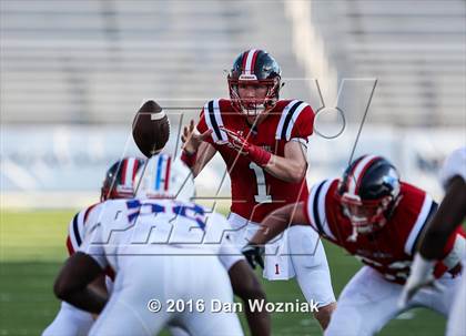 Thumbnail 3 in John Curtis Christian vs. West Monroe (Battle on the Border) photogallery.