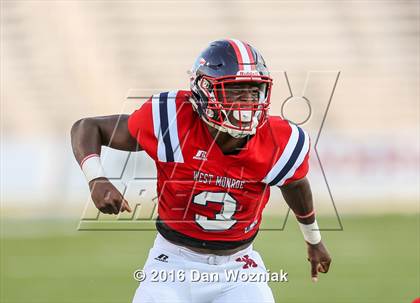 Thumbnail 2 in John Curtis Christian vs. West Monroe (Battle on the Border) photogallery.