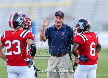 Thumbnail 2 in John Curtis Christian vs. West Monroe (Battle on the Border) photogallery.