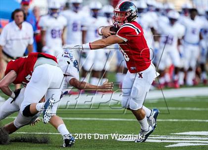 Thumbnail 2 in John Curtis Christian vs. West Monroe (Battle on the Border) photogallery.
