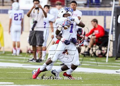 Thumbnail 2 in John Curtis Christian vs. West Monroe (Battle on the Border) photogallery.