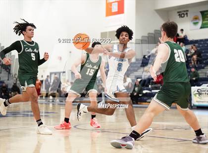 Thumbnail 1 in Colts Neck vs. Freehold Township (WOBM Christmas Classic) photogallery.