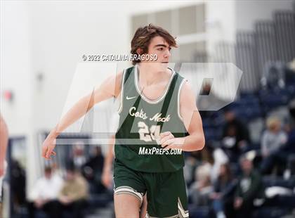 Thumbnail 1 in Colts Neck vs. Freehold Township (WOBM Christmas Classic) photogallery.