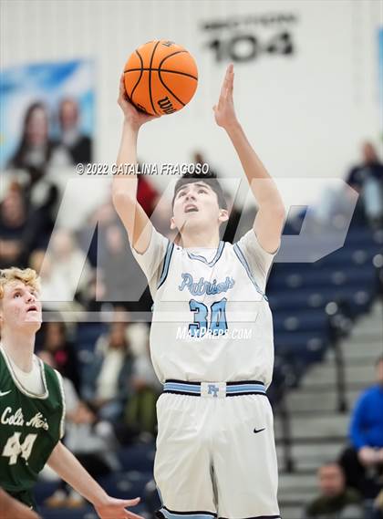 Thumbnail 3 in Colts Neck vs. Freehold Township (WOBM Christmas Classic) photogallery.