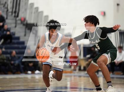 Thumbnail 3 in Colts Neck vs. Freehold Township (WOBM Christmas Classic) photogallery.