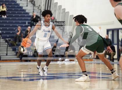 Thumbnail 3 in Colts Neck vs. Freehold Township (WOBM Christmas Classic) photogallery.