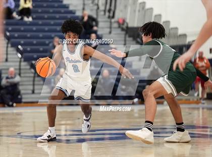 Thumbnail 1 in Colts Neck vs. Freehold Township (WOBM Christmas Classic) photogallery.