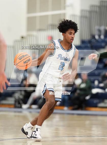 Thumbnail 3 in Colts Neck vs. Freehold Township (WOBM Christmas Classic) photogallery.