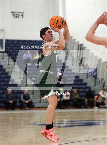 Thumbnail 2 in Colts Neck vs. Freehold Township (WOBM Christmas Classic) photogallery.