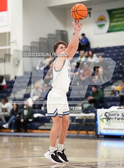 Thumbnail 1 in Colts Neck vs. Freehold Township (WOBM Christmas Classic) photogallery.