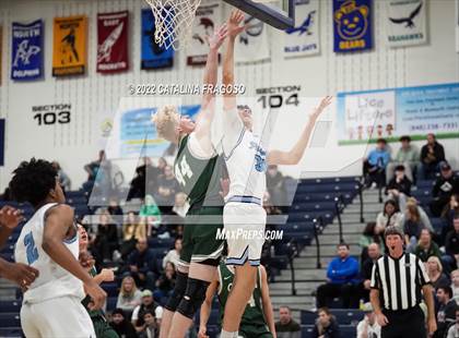 Thumbnail 2 in Colts Neck vs. Freehold Township (WOBM Christmas Classic) photogallery.