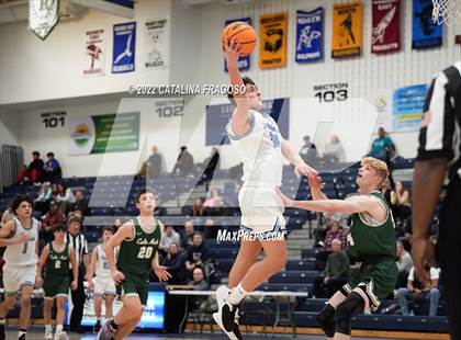 Thumbnail 3 in Colts Neck vs. Freehold Township (WOBM Christmas Classic) photogallery.