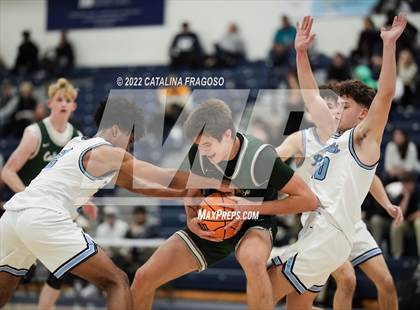 Thumbnail 3 in Colts Neck vs. Freehold Township (WOBM Christmas Classic) photogallery.