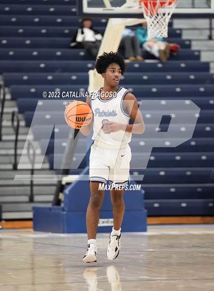 Thumbnail 2 in Colts Neck vs. Freehold Township (WOBM Christmas Classic) photogallery.