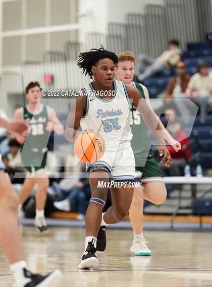 Thumbnail 2 in Colts Neck vs. Freehold Township (WOBM Christmas Classic) photogallery.