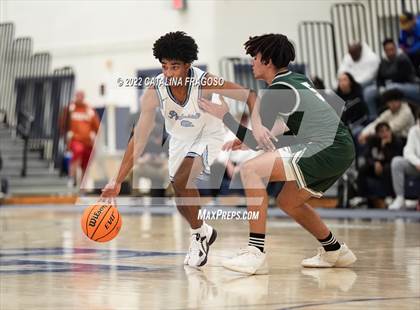 Thumbnail 3 in Colts Neck vs. Freehold Township (WOBM Christmas Classic) photogallery.