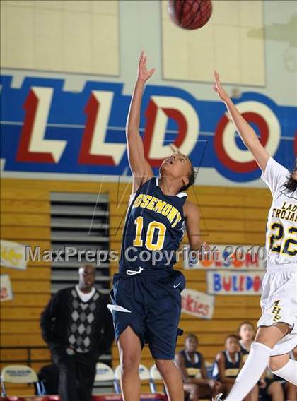 Thumbnail 3 in Rosemont vs. Milpitas (Lady Bulldogs Winter Classic) photogallery.