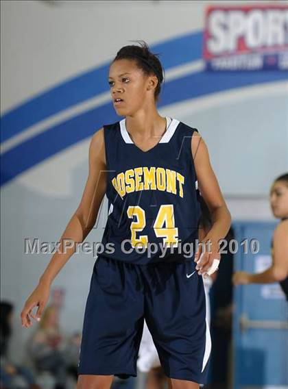 Thumbnail 1 in Rosemont vs. Milpitas (Lady Bulldogs Winter Classic) photogallery.